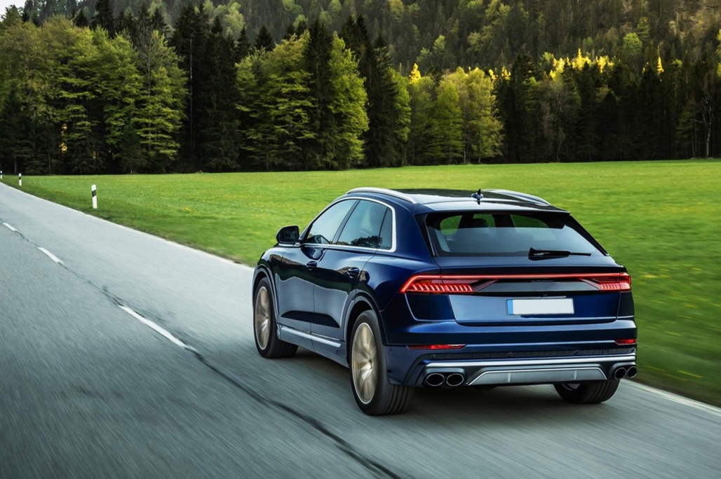 Audi SQ8 Diffuser S-Line Glans Zwart Zwarte Sierstukken