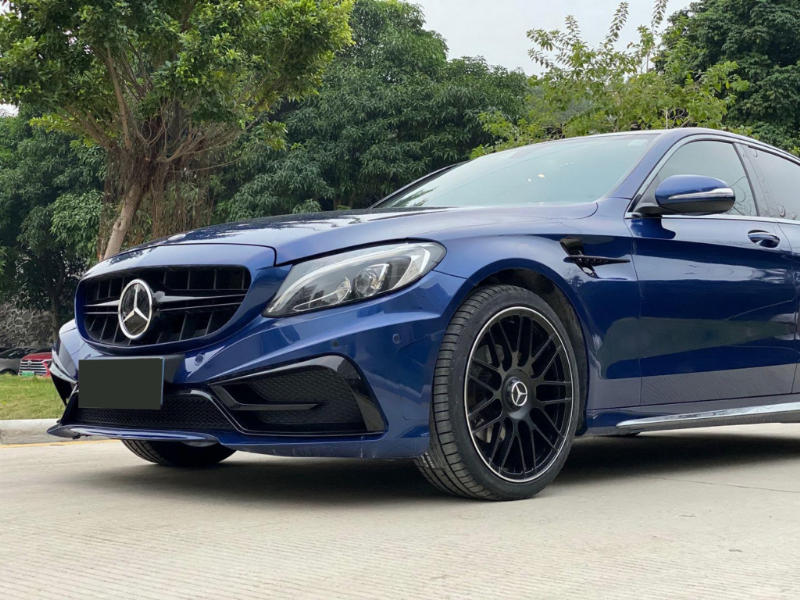Voorbumper Mercedes W205 S205 C63 Zwart