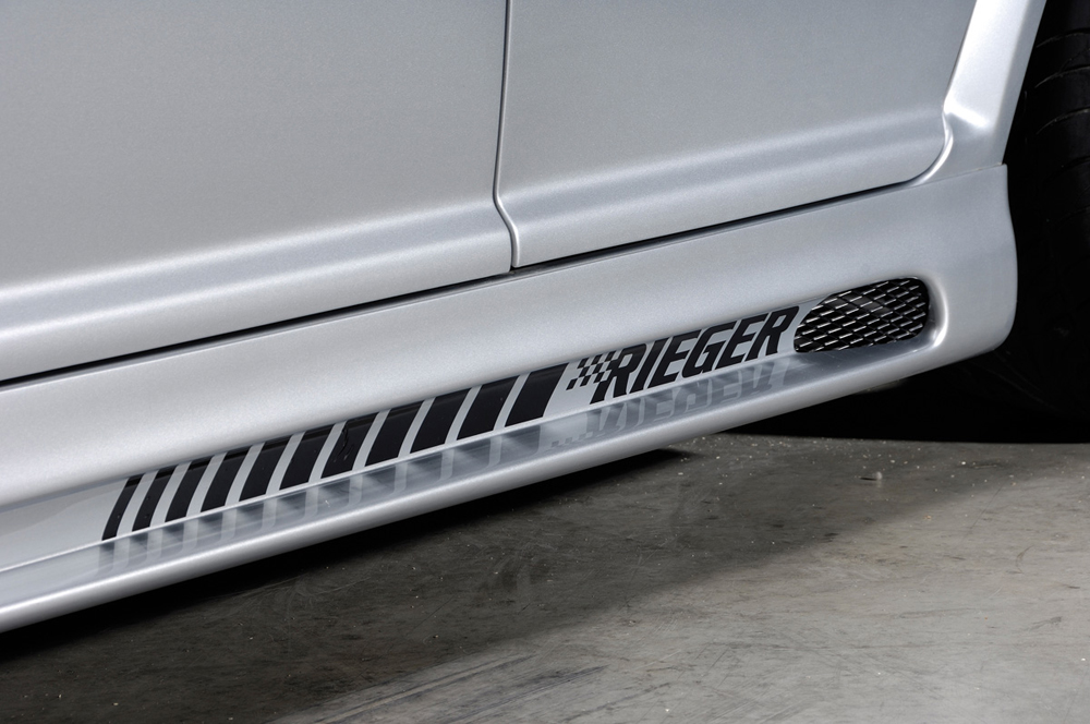 Zijskirts VW Golf IV Rieger met uitsnede