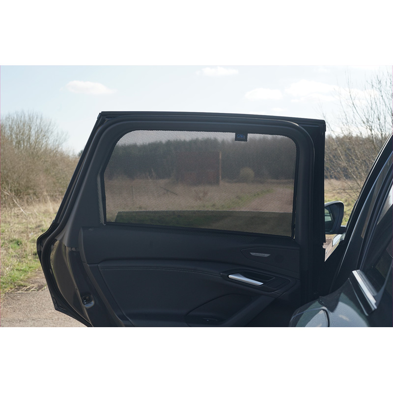 Set Car Shades (rear side doors)  Audi Q6 E-Tron (GFB) 2024- (2-pieces)