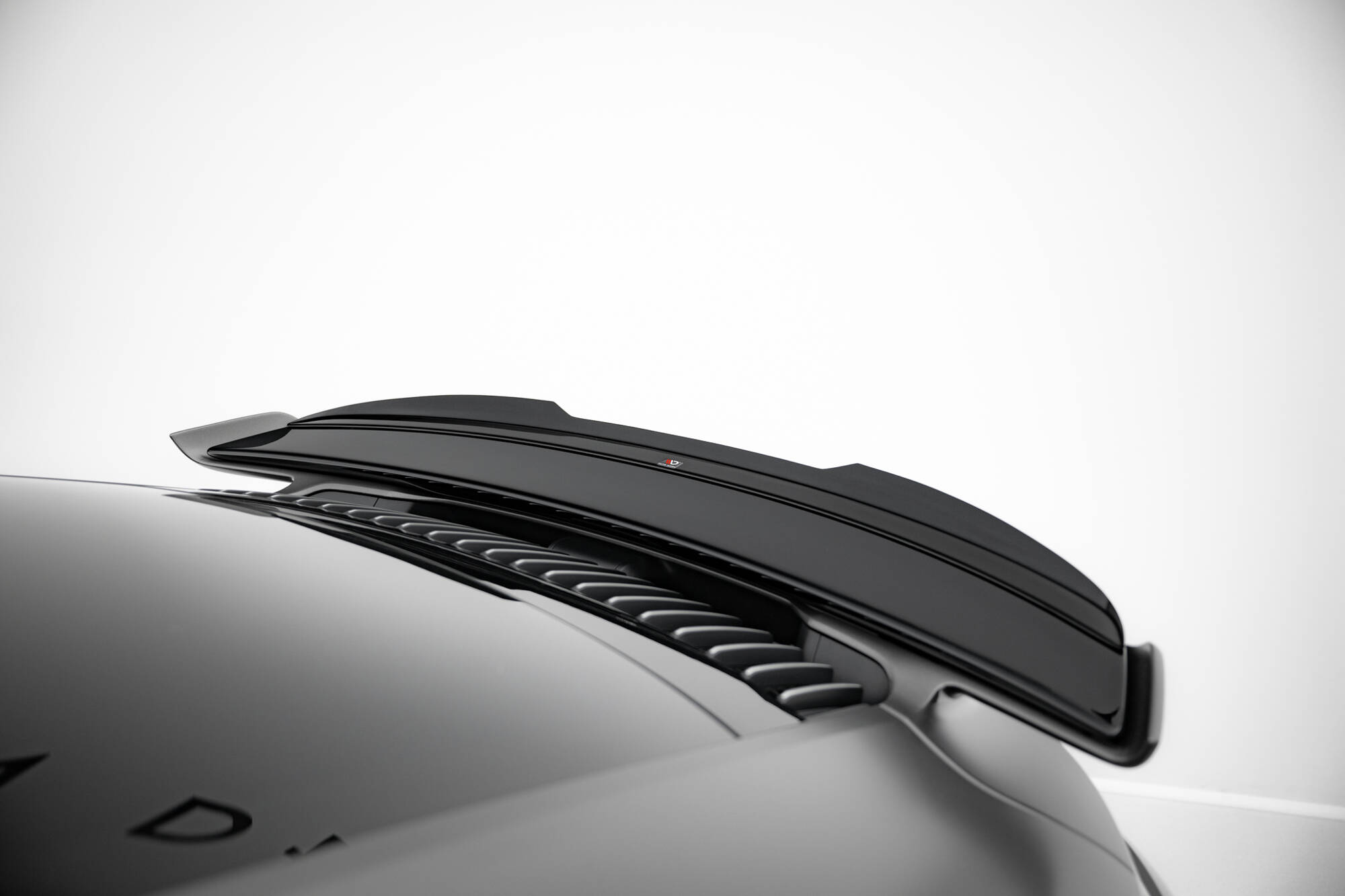 Spoiler Cap Porsche 911 Turbo S Sport Package 992 Maxton Glanzend zwart