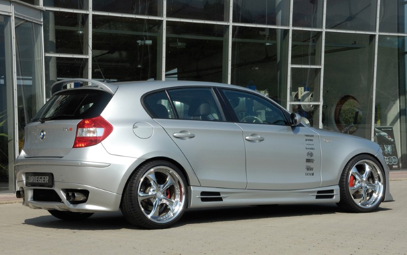 Sideskirts BMW E87 with 2 schacht and 2 uitsnedes Rieger
