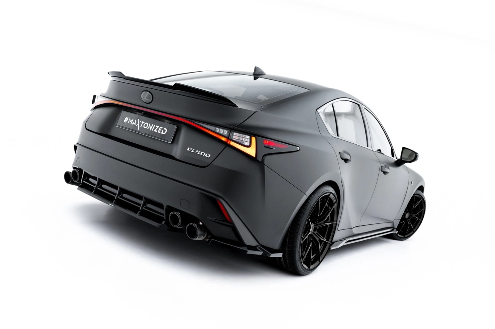 Bodykit Lexus IS 500 Mk3 Facelift 2 (XE30) Maxton Glans Zwart