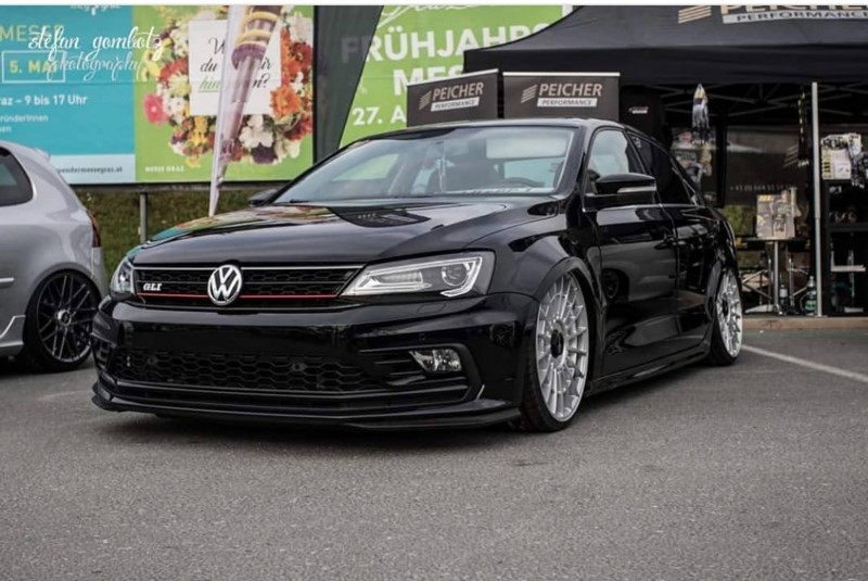 Koplampen VW Jetta IV 2011-2017 LED Tube Dynamic Zwart