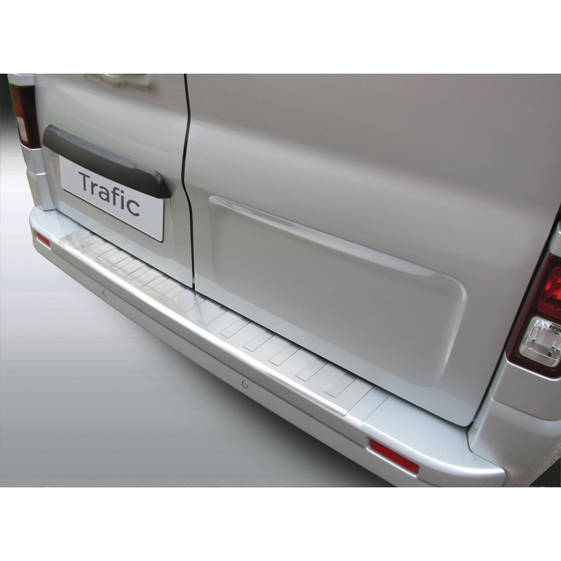 ABS Rear bumper protector  Opel Vivaro 2014-2019 / Renault Trafic 2014- / Nissan NV300 2016- / Nissan Primastar 2022- / Fiat Talento 2016- Silver 'Ribbed'