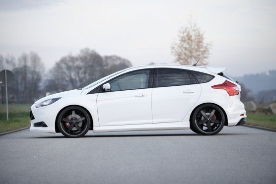 Zijskirts Ford Focus 3 11-.. 5 deurs Rieger