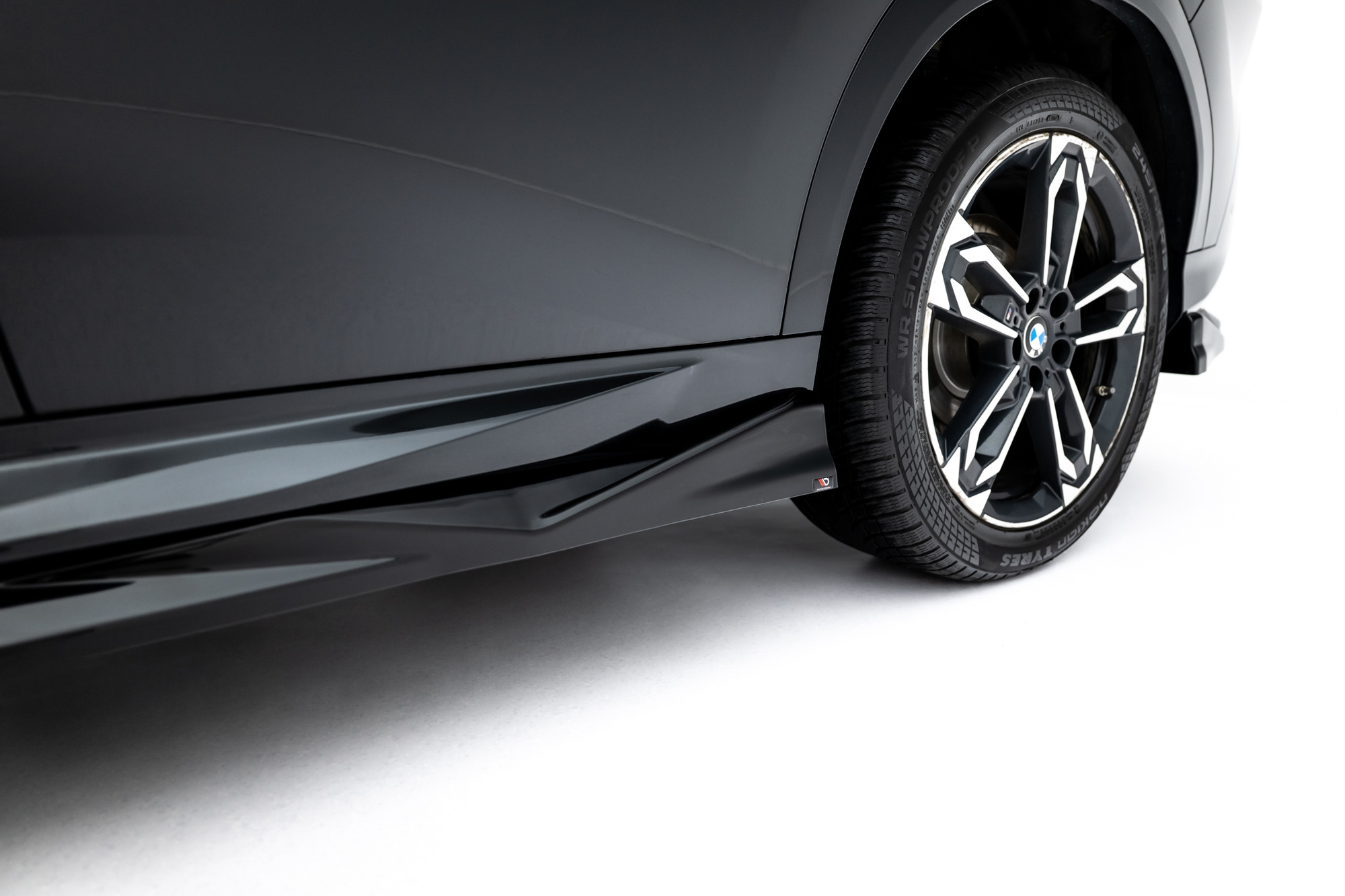 Zijskirts BMW X2 M-Pack / iX2 U10 Maxton Glans Zwart