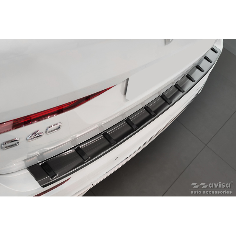 Black Stainless Steel Rear bumper protector  Volvo XC60 II 2017-2021 & Facelift 2021- (incl. R-Design) 'STRONG EDITION'