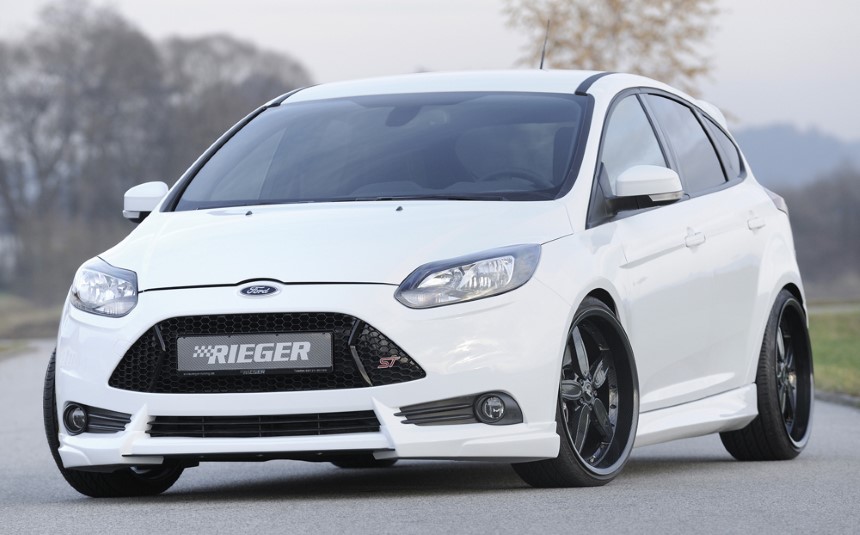 Zijskirts Ford Focus 3 ST/RS Limousine/Tunier Rieger