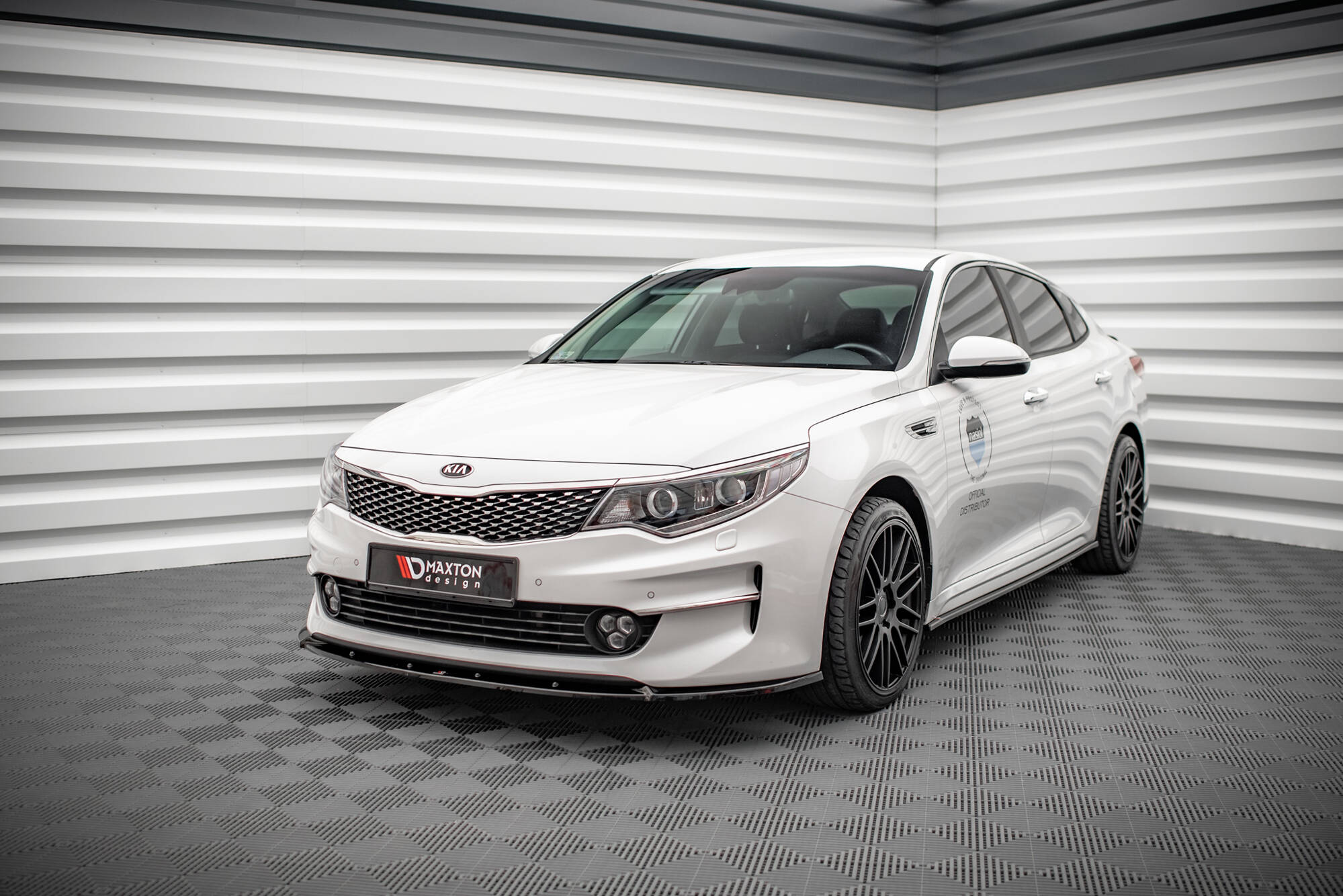 Bodykit Kia Optima MK4 Maxton Glanzend zwart