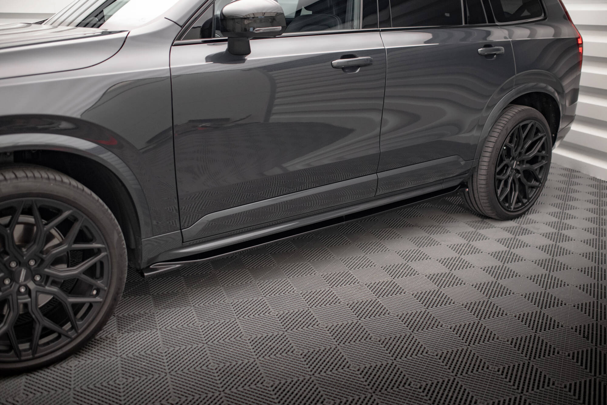 Bodykit – Volvo XC90 R-Design Mk2 Facelift (2019–2024)