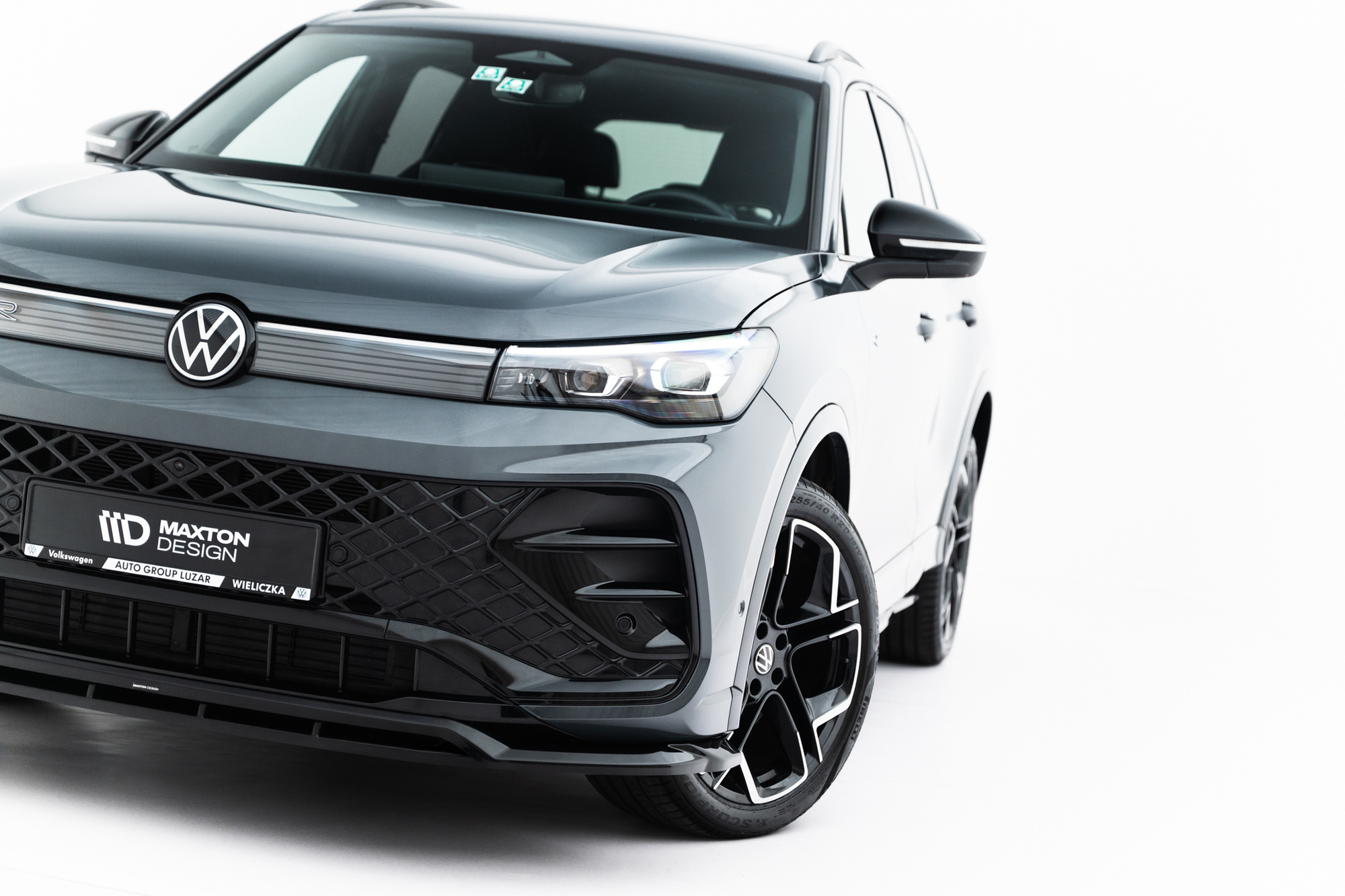 Voorspoiler Volkswagen Tiguan R-Line Mk3 V.2