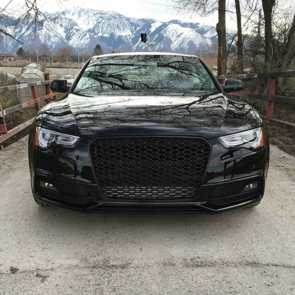 Grill Audi A5 8T 12-16 RS5 Look zwart