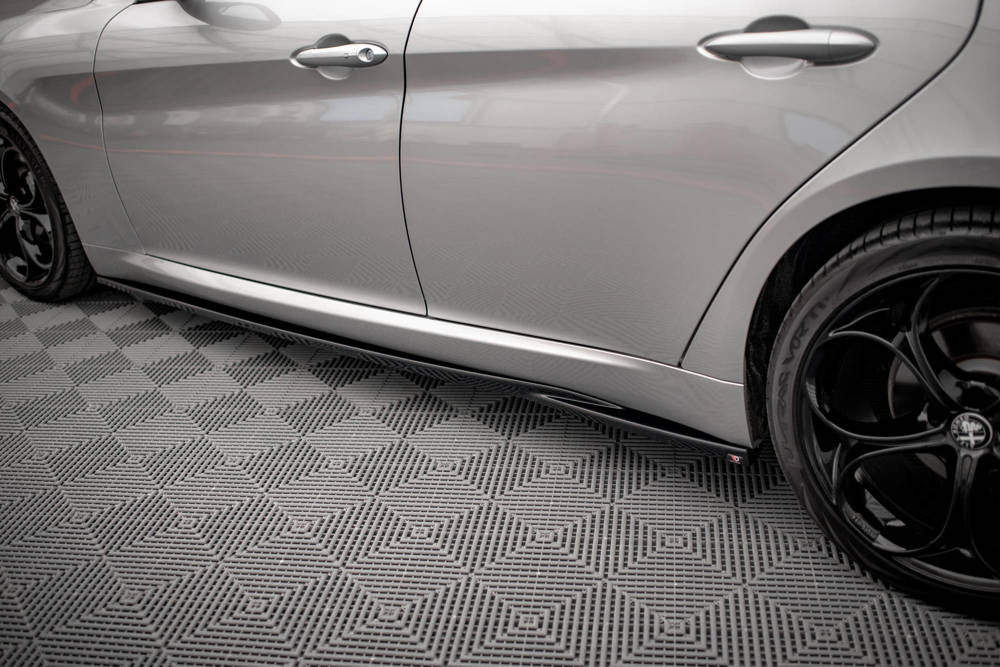 Zijskirts Alfa Romeo Giulia Sport Maxton Glans Zwart