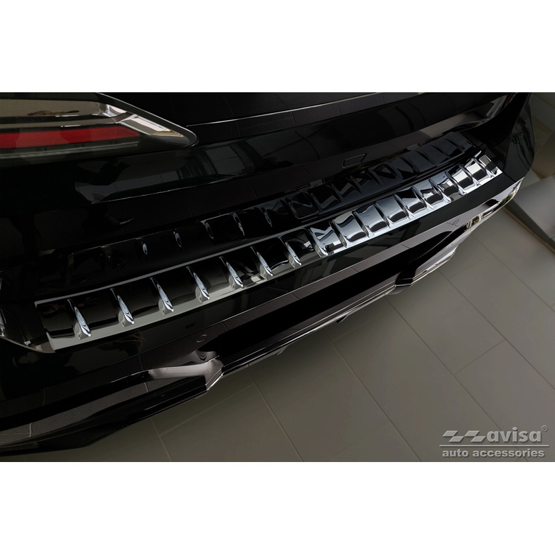 Black Mirror Stainless Steel Rear bumper protector  BMW 7-Series (G70) 2023- with M-Pakage 'Ribs'