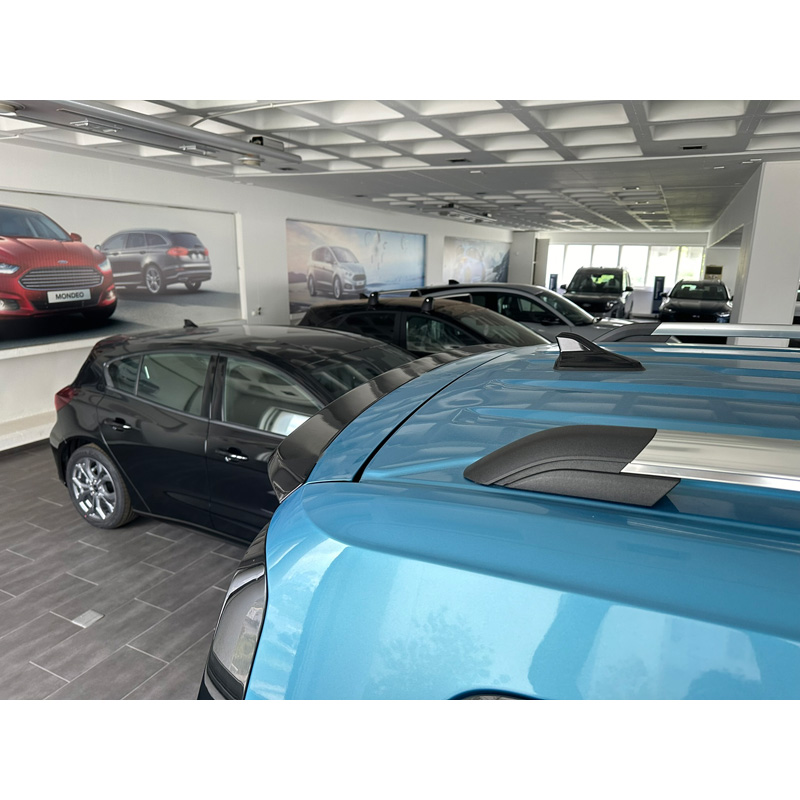 Roof spoiler  Ford Tourneo Connect 2022- & Volkswagen Caddy 2020- (with tailgate) (PU)