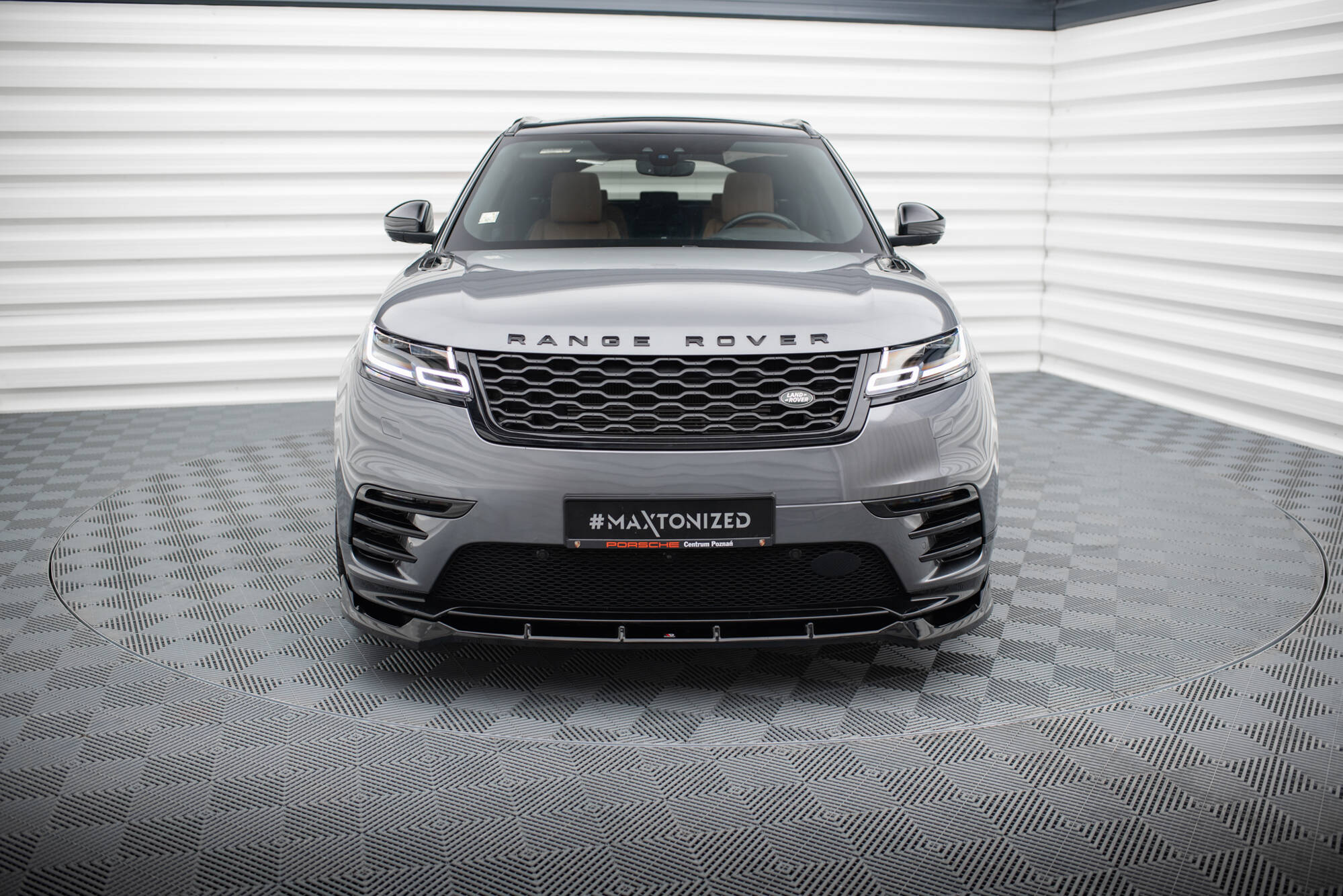 Bodykit Land Rover Range Rover Velar R-Dynamic MK1 Maxton Glanzend zwart