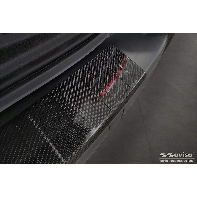 Real 3D Carbon Rear bumper protector  Peugeot Traveller 2016- 'Ribs'