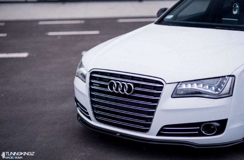 Voorspoiler Audi A8 D4 Glanzend Zwart