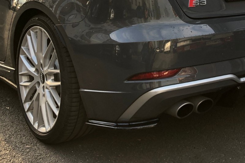 Achterzij Spoilers Audi S3 8V FL Sportback Glanzend zwart