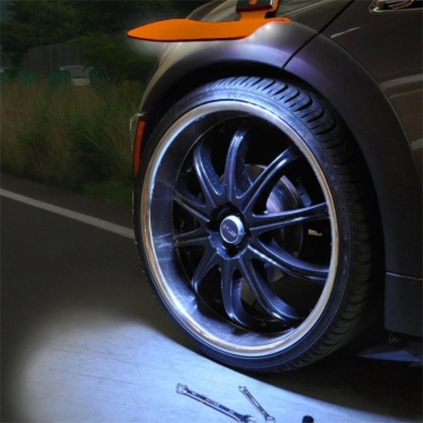 Flexible LED light magnetic