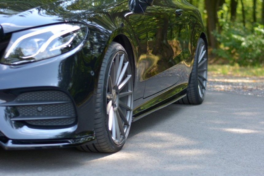 Zijskirts Mercedes E W213 Coupé AMG-Line Maxton Design glans zwart