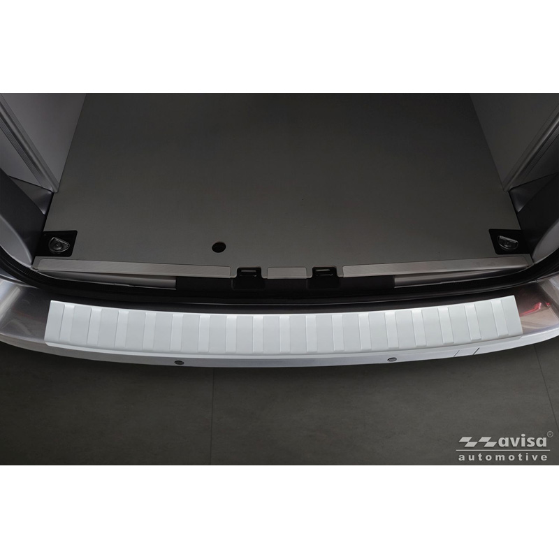 Avisa Stainless Steel Powdercoated Rear bumper protector  Citroën Jumpy & Spacetourer / Peugeot Expert & Traveller / Toyota Proace 2016- / Opel Vivaro & Zafira Life 2019- (L1) 'Soft Silver'