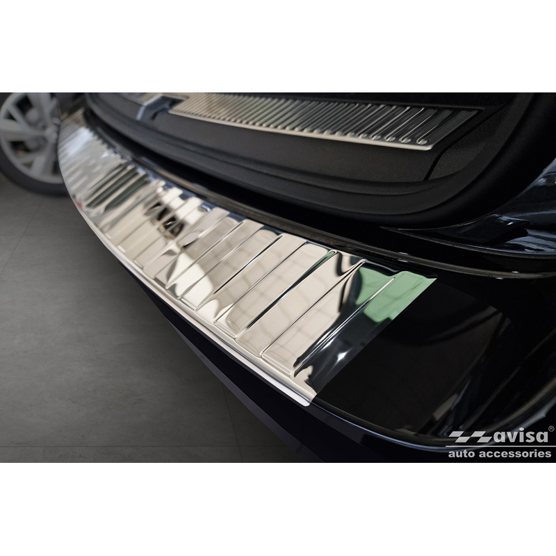 Chrome Stainless Steel Rear bumper protector  Skoda Superb Combi 2015-2019 incl. Facelift 2019-2024 & Scout 'Ribs'