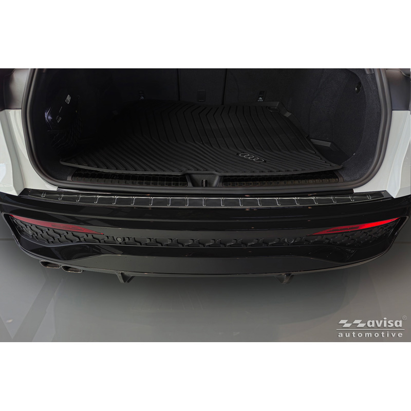 Avisa Black Stainless Steel Rear bumper protector  Audi Q5 (GUB) 2025- 'Ribs'