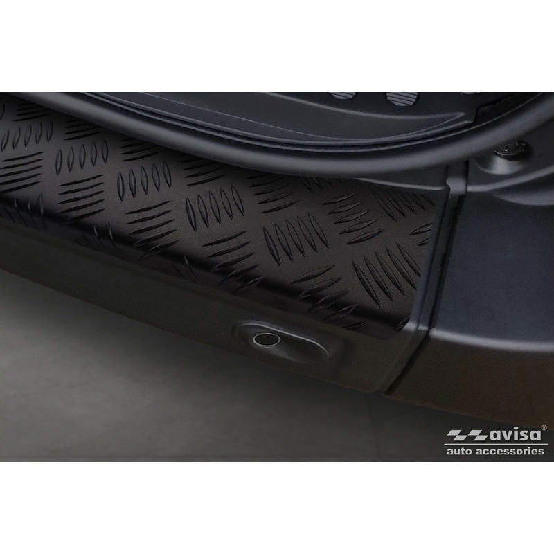 Matt Black Aluminum Rear bumper protector  Opel Movano / Renault Master II / Nissan NV400 2010-2018 & 2018-2021 'Riffled Plate'