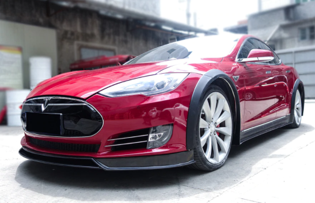 Tesla S Pre-facelift RZS Style Carbon Fiber Full Kit 2012-2015
