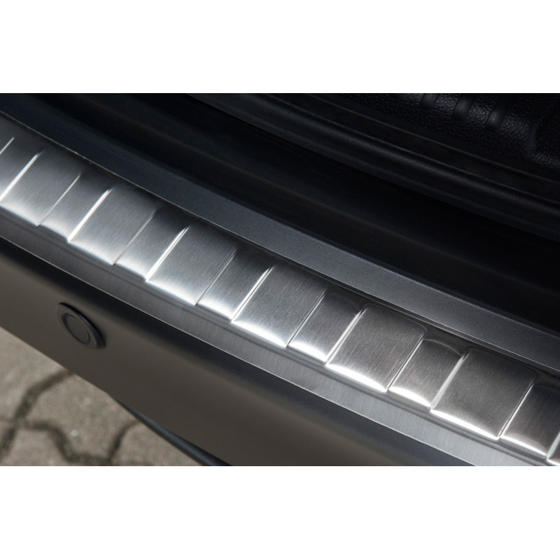 Stainless Steel Rear bumper protector  Honda HR-V 2015-2018 & FL 2018- Excl. HR-V 2020 Sport 'Ribs'