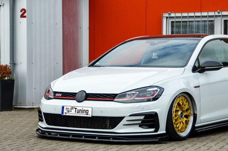 Voorspoiler met Canards Volkswagen Golf 7 GTI TCR Glans Zwart