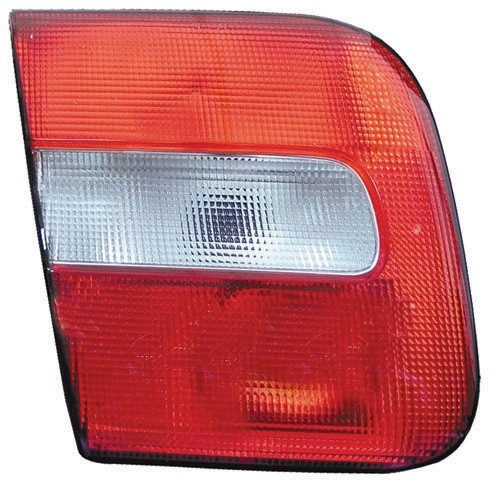 Achterlicht rechts binnen S70. 97->> SEDAN