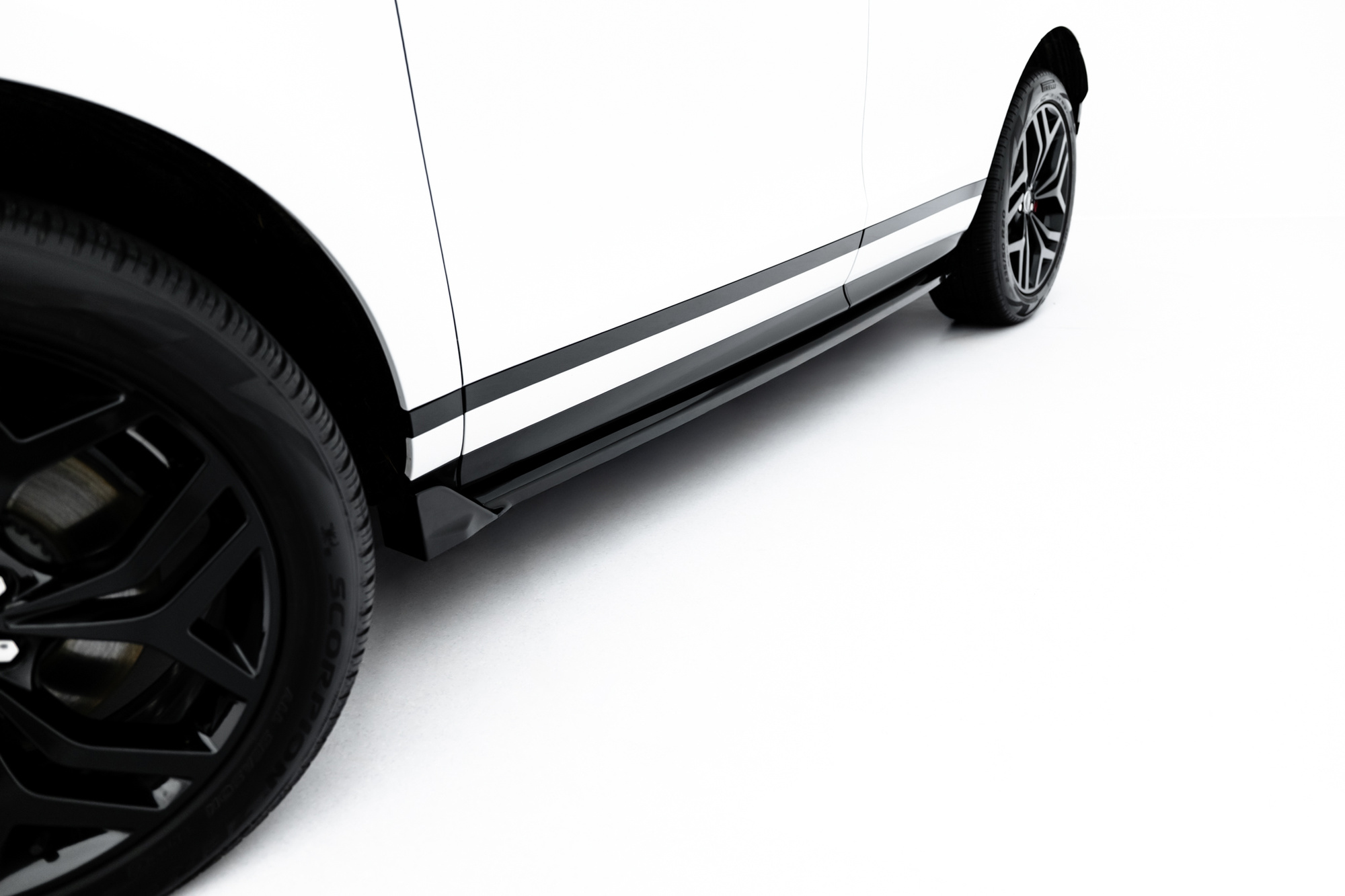 Bodykit Land Rover Range Rover Evoque Dynamic Mk2 (2018–2023) Glans Zwart