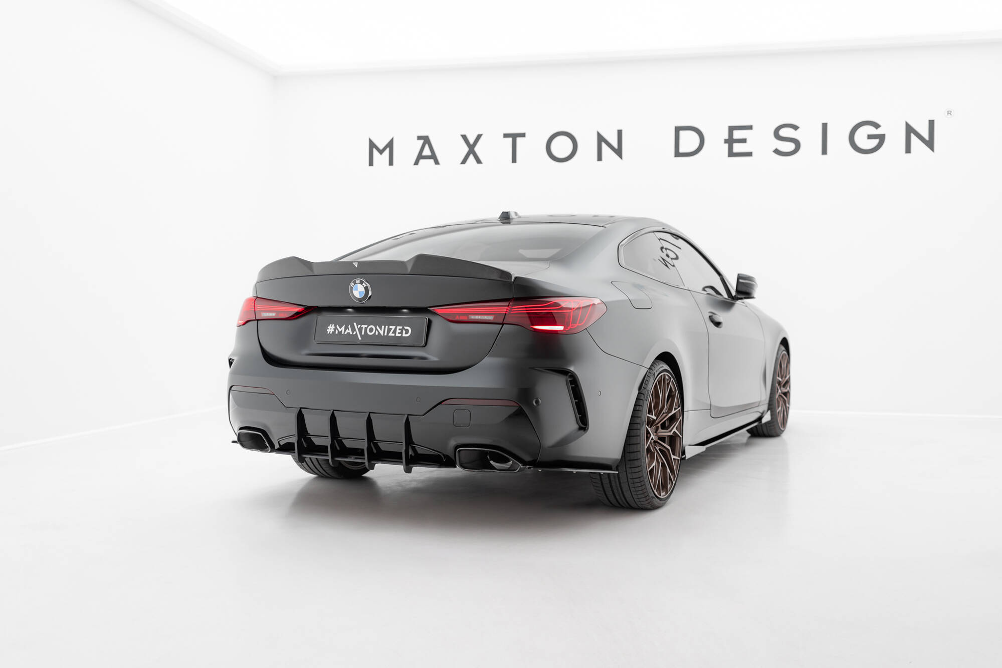 Street Pro Achterzij spoilers BMW M440i G22 / G23 Maxton Glanzend zwart