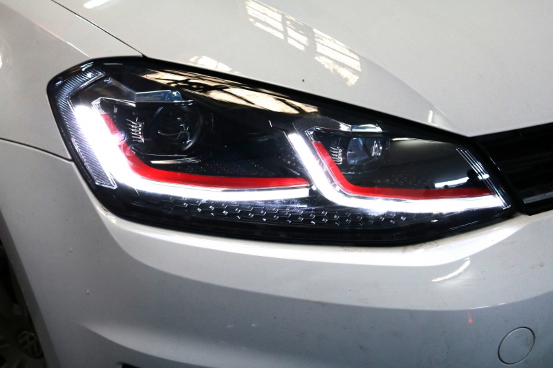 Headlights VW Golf VII GTI LED Daytime Running Lights 7.5 Facelift Look  With Dynamic Turn Signals