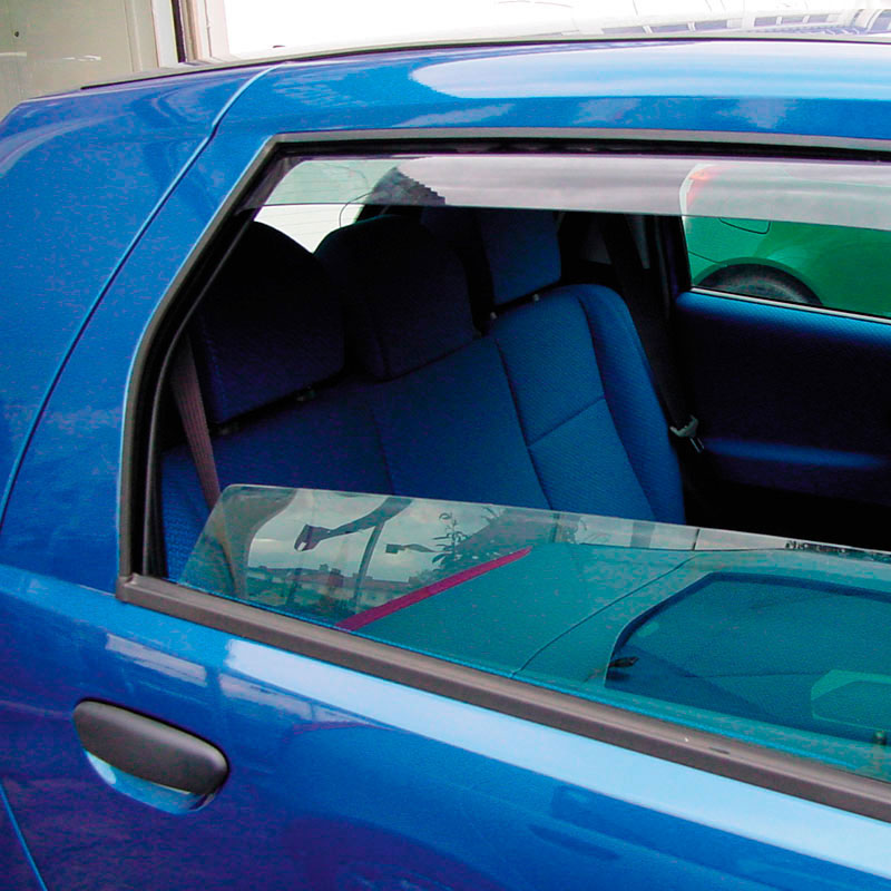 Zijwindschermen Master (achter)  Nissan Qashqai 2007- excl. +2