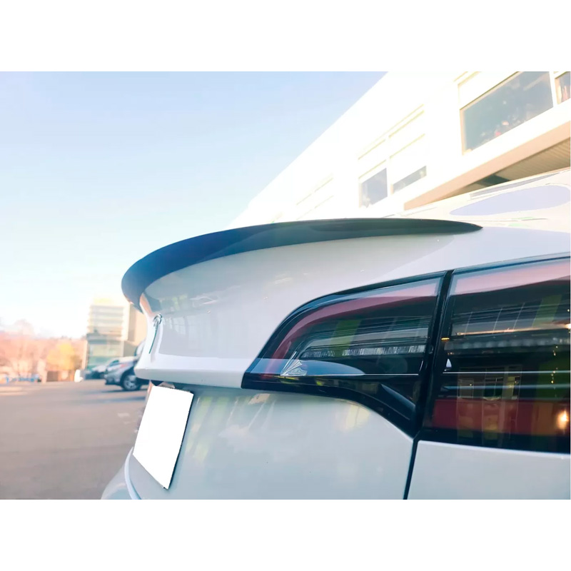 Rear spoiler  Tesla Model 3 2017- (PU)
