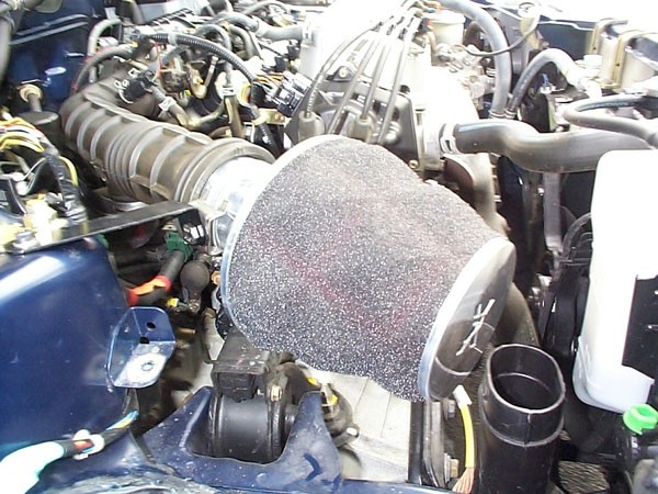 Pipercross Honda Civic 1.8 16v (EK) 11/97-04/01 Standard Luchtfi