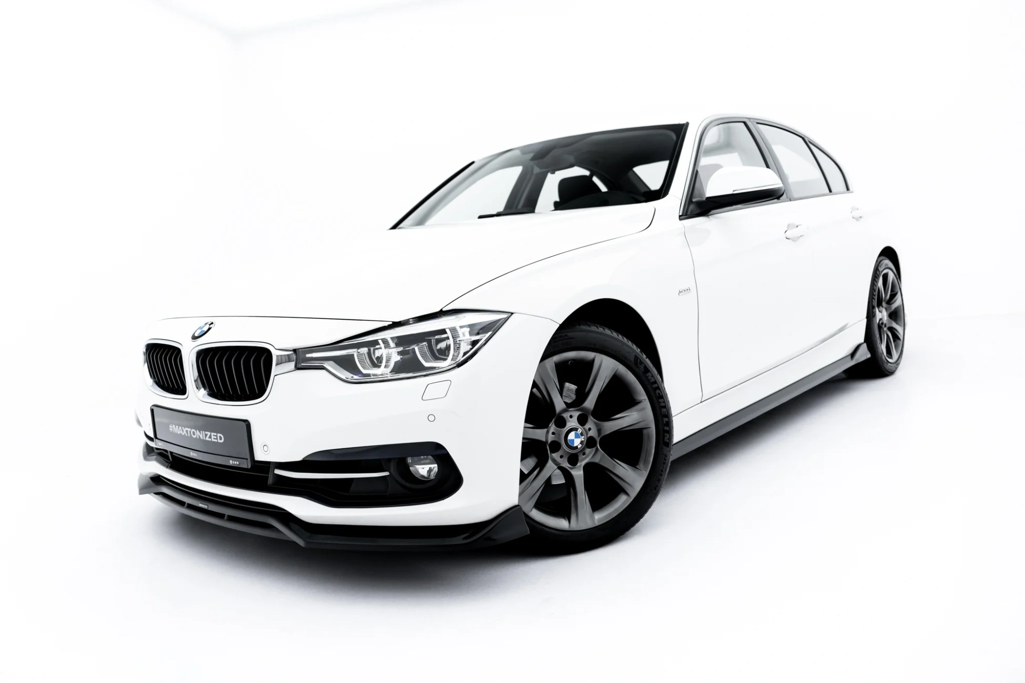 Front Splitter BMW 3 Sportline Sedan / Touring F30 / F31 Maxton Glanzend Zwart