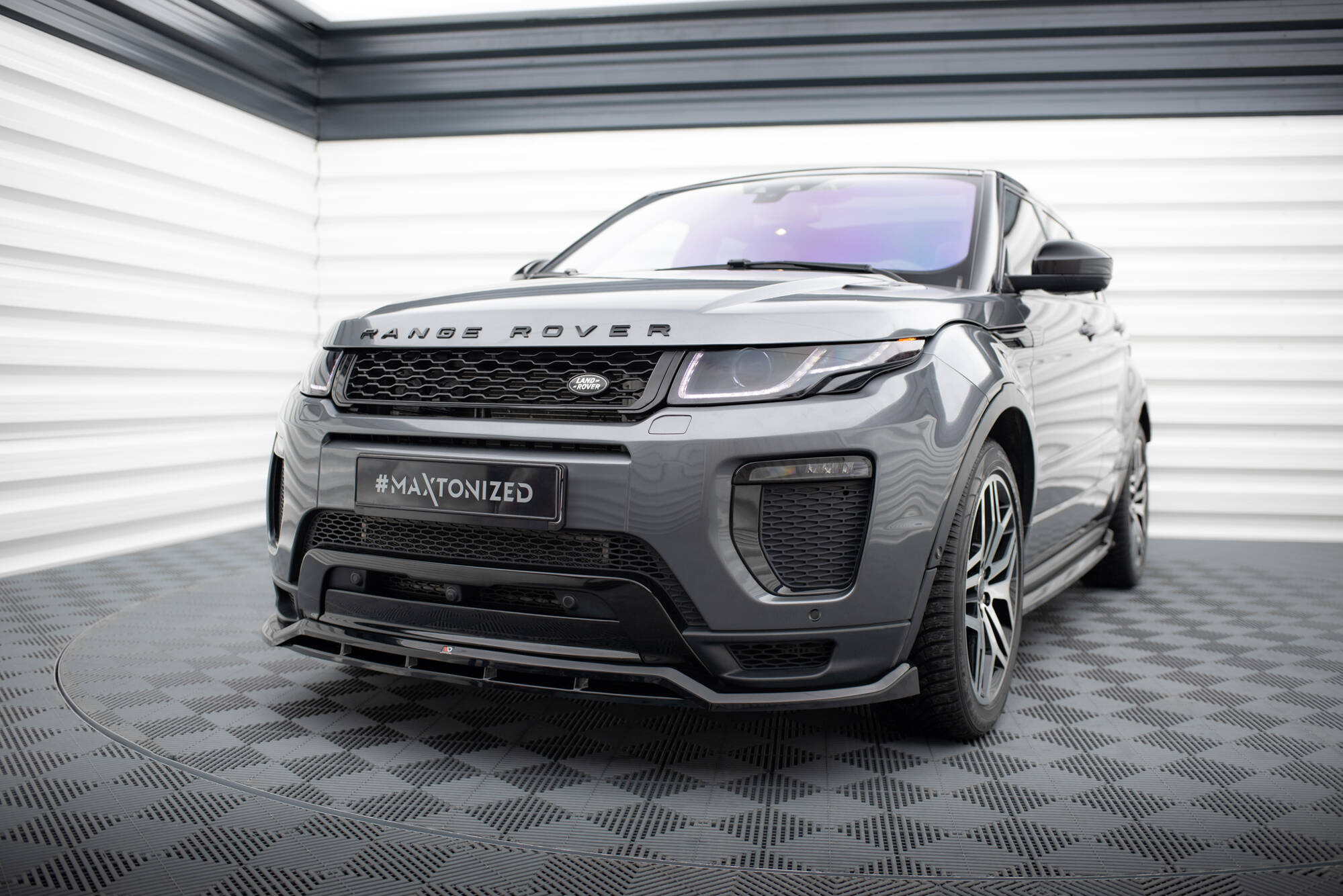 Bodykit – Land Rover Range Rover Evoque HSE Dynamic Mk1 Facelift (2013–2018)