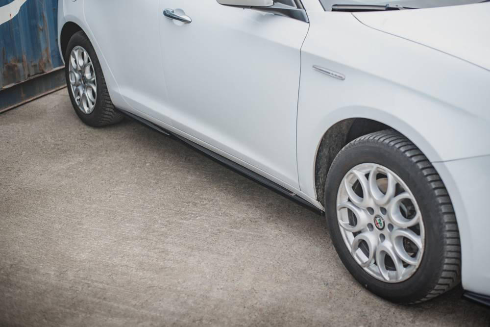 Zijskirts Alfa Romeo Giulietta Facelift Glanzend Zwart