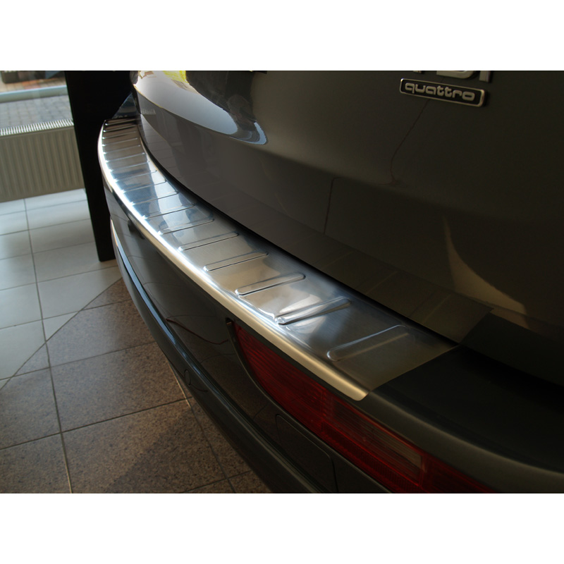 Stainless Steel Rear bumper protector  Audi Q5 2008-2012 & 2012- 'Ribs'