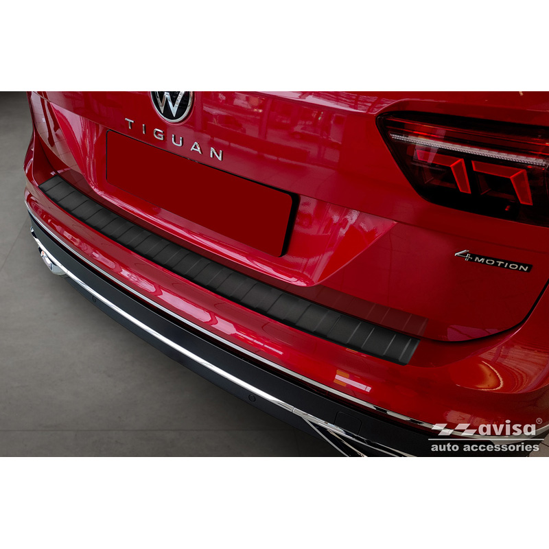 Matt Black Stainless Steel Rear bumper protector  Volkswagen Tiguan II / Allspace incl. Facelift & R-Line 2016-2020 / 2020-2024 'Ribs'